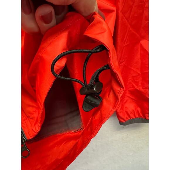 Nike Clima-Fit Vintage Nylon Reflective Full Zip Jacket Woman M 8-10 Red Grey - Picture 4 of 8